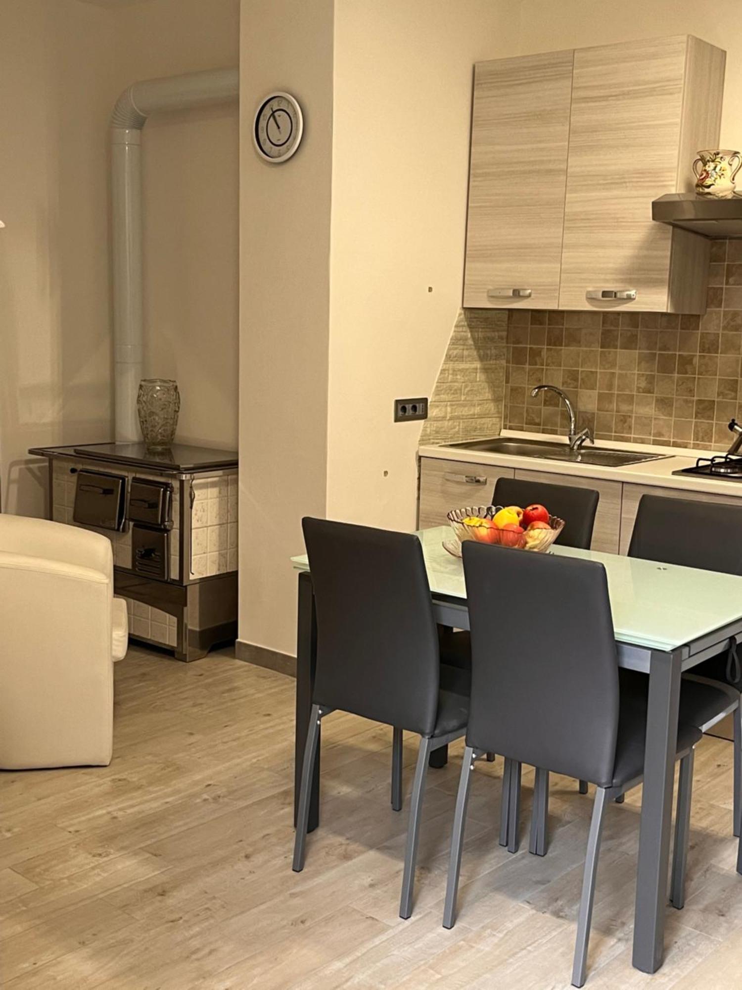 Casa Mario Apartment Riva del Garda Ngoại thất bức ảnh